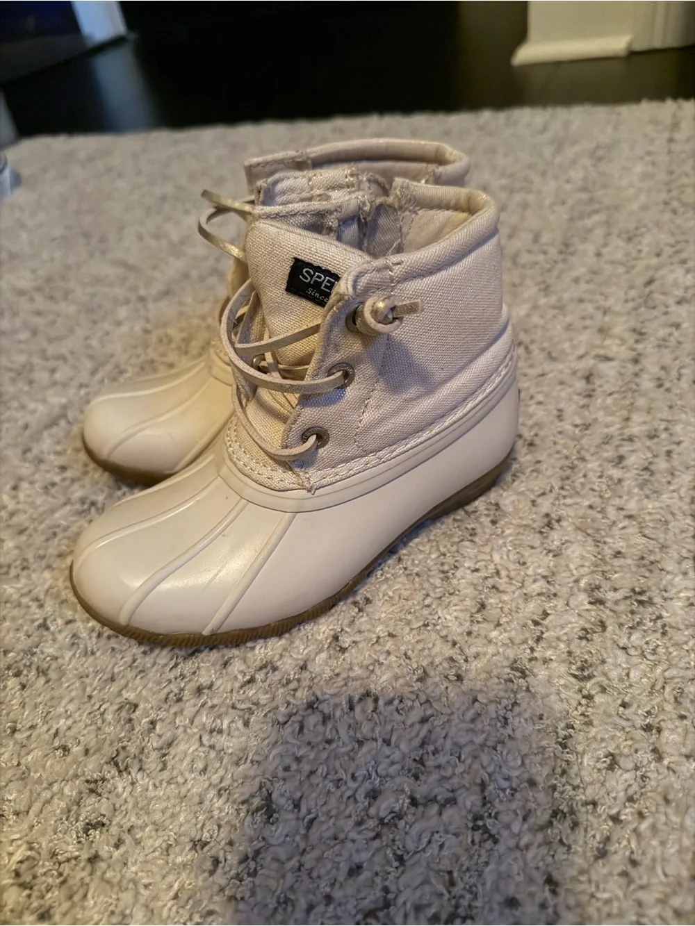 Sperry Kids Cream & Tan Waterproof Duck Boots Euc size 10 little girls